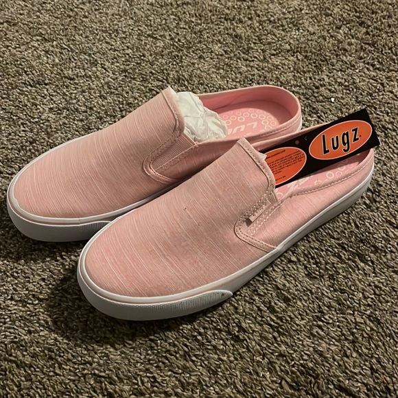 Shoes - Brand new lugs slip Ons